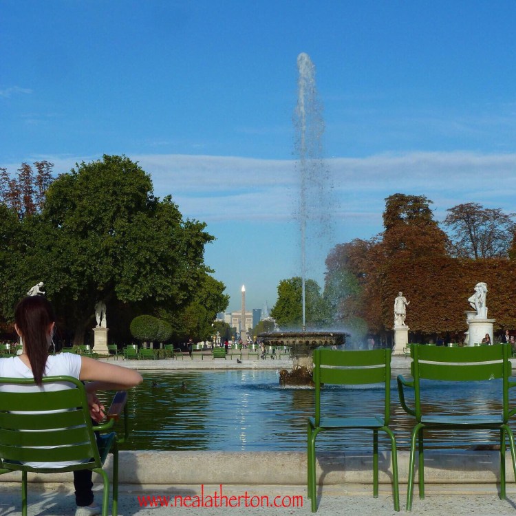 Alt="Photo of Tuileries Gardens Paris France for French travel guide books for Kindle Unlimited"