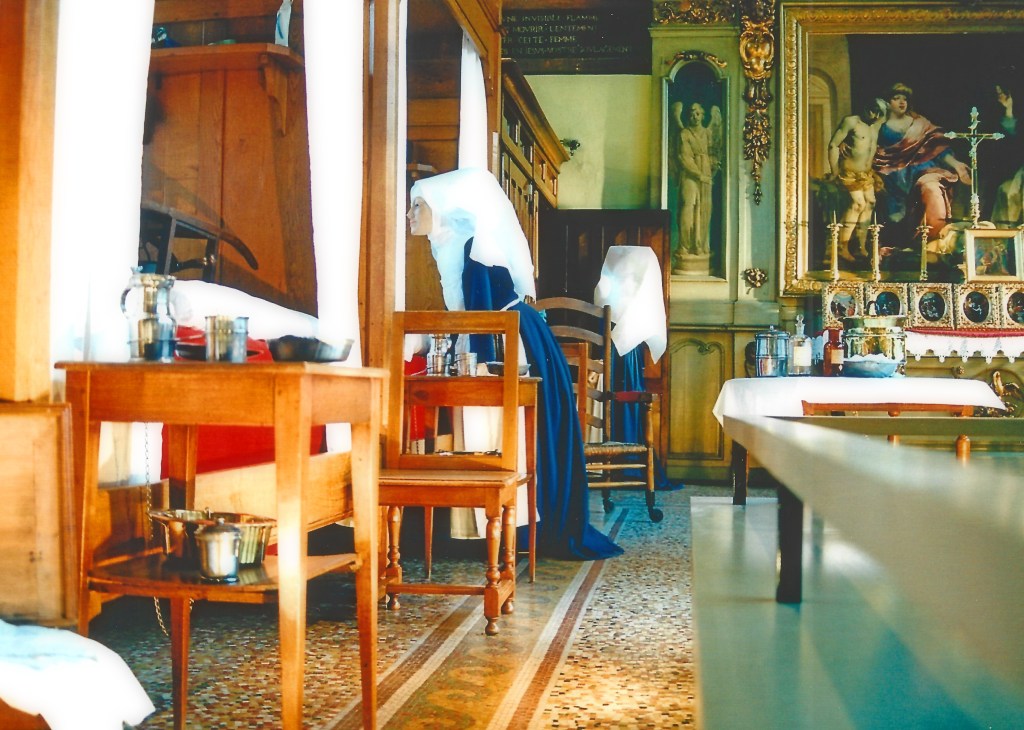 Alt="Photo of Hospices de Beaune interior FRance"