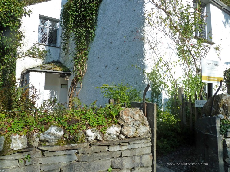 Alt="Photo of William Wordsworth Dove Cottage"