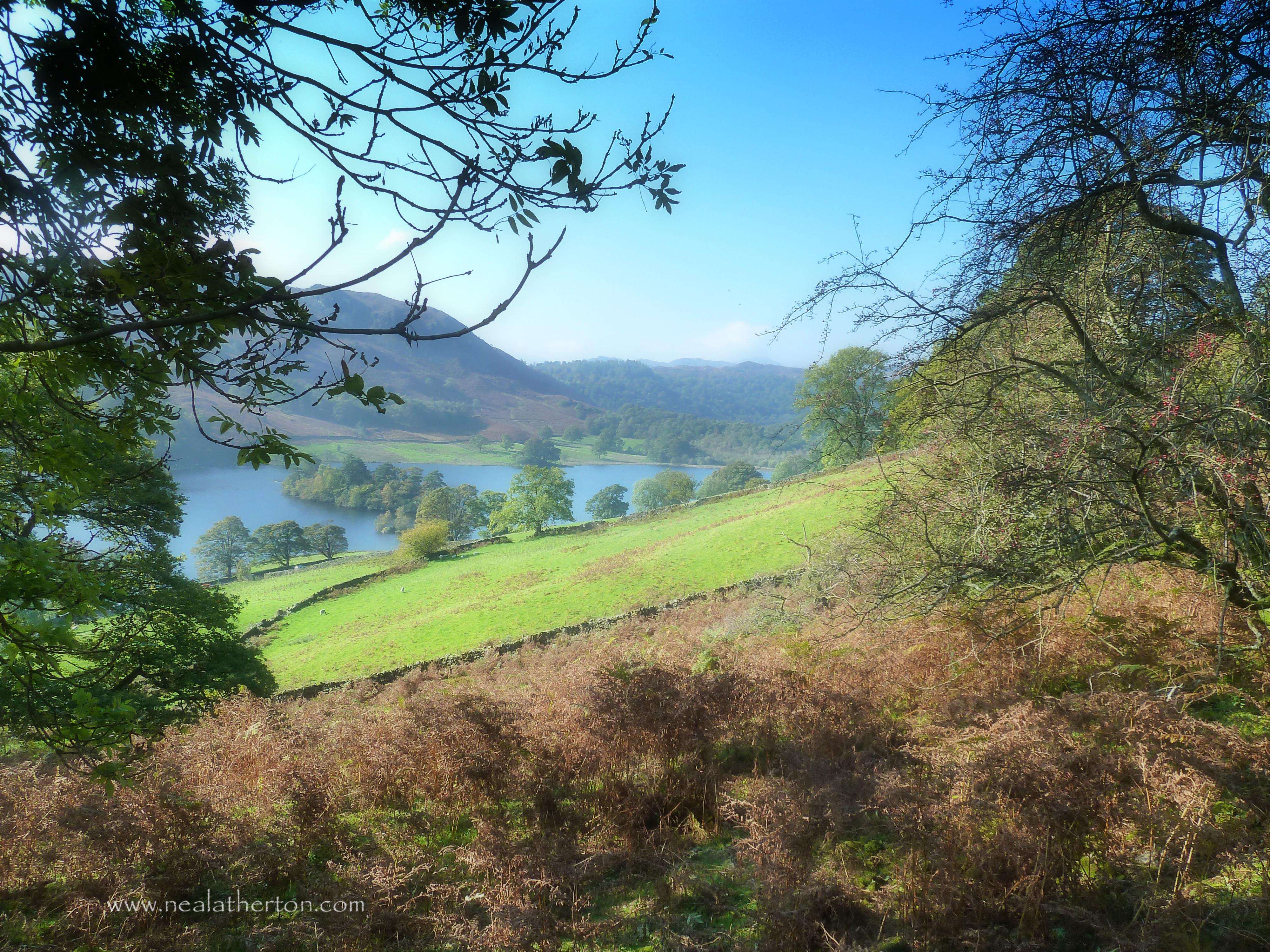 Alt="Photo of Rydal Water from the Corpse Road from Grasmere"