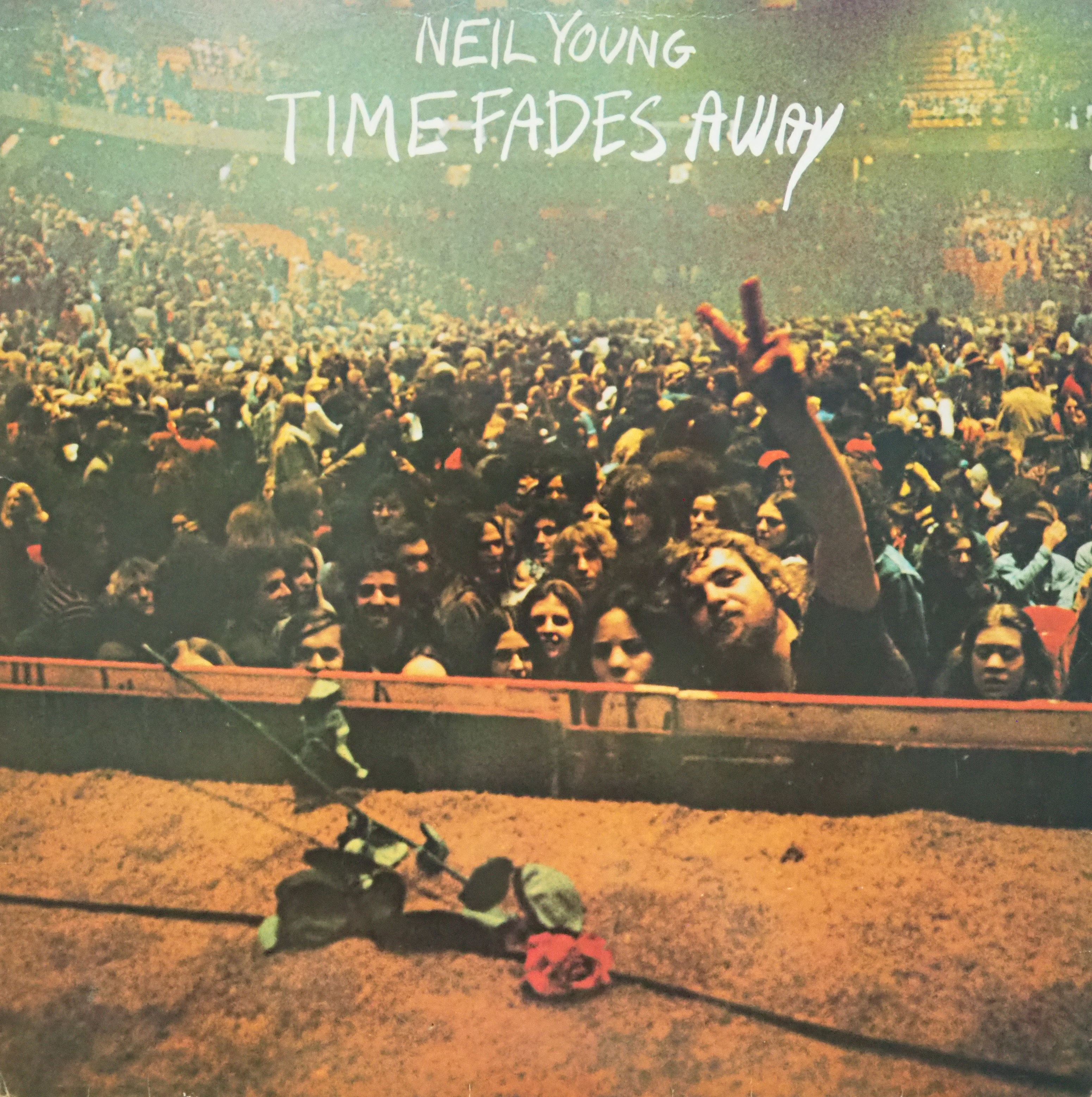 Alt="Neil Young Times Fades Away Live Vinyl album from 1973"